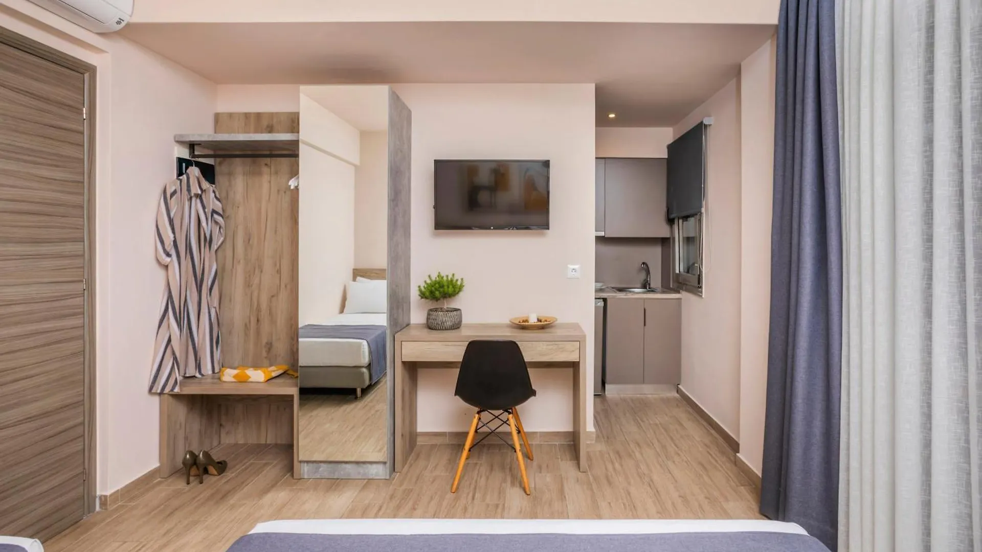 Hotel Vozina Metamorfosi  0*, Metamorfosi (Sithonia) Yunanistan