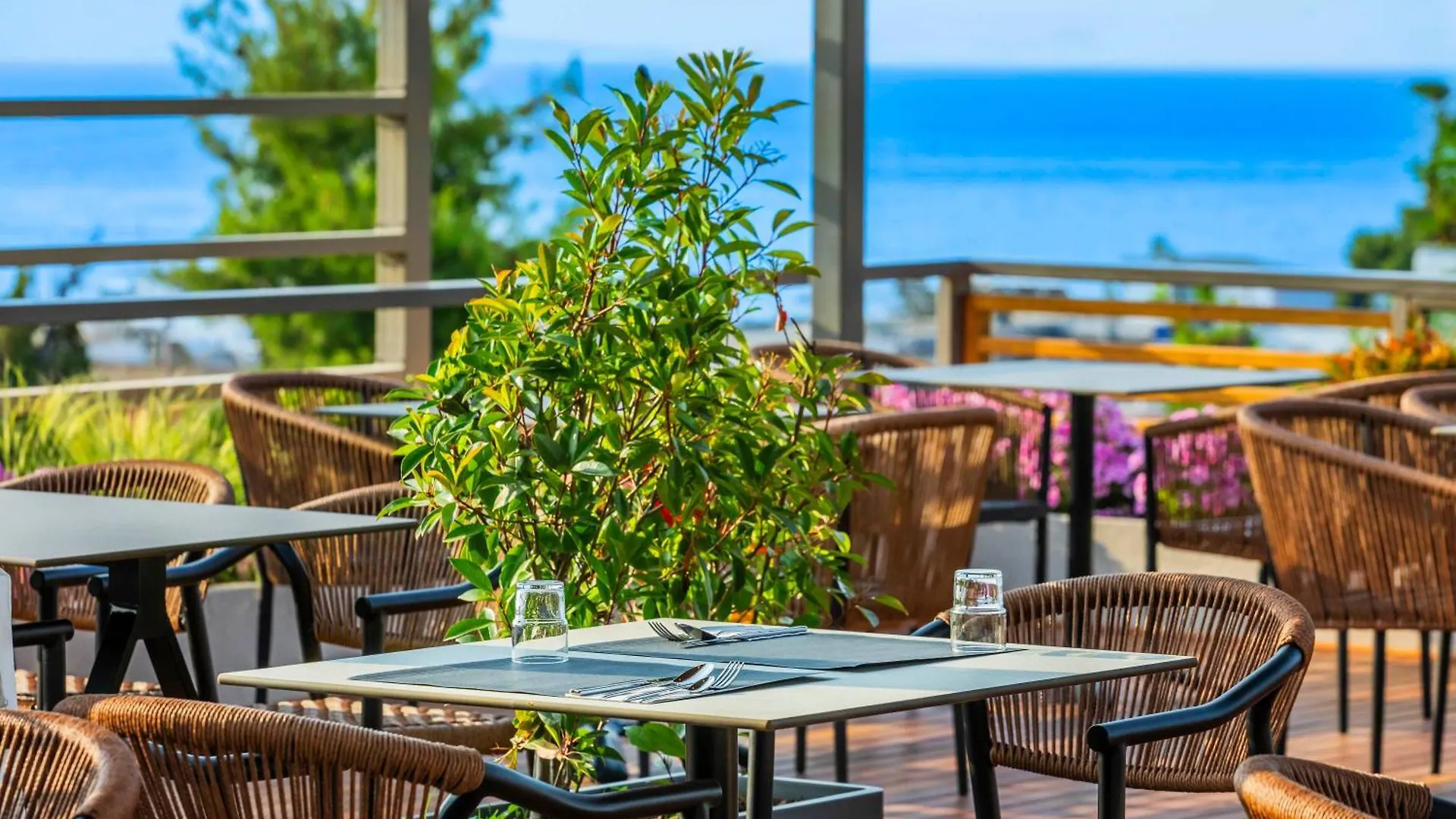 Hotel Vozina Metamorfosi  Yunanistan