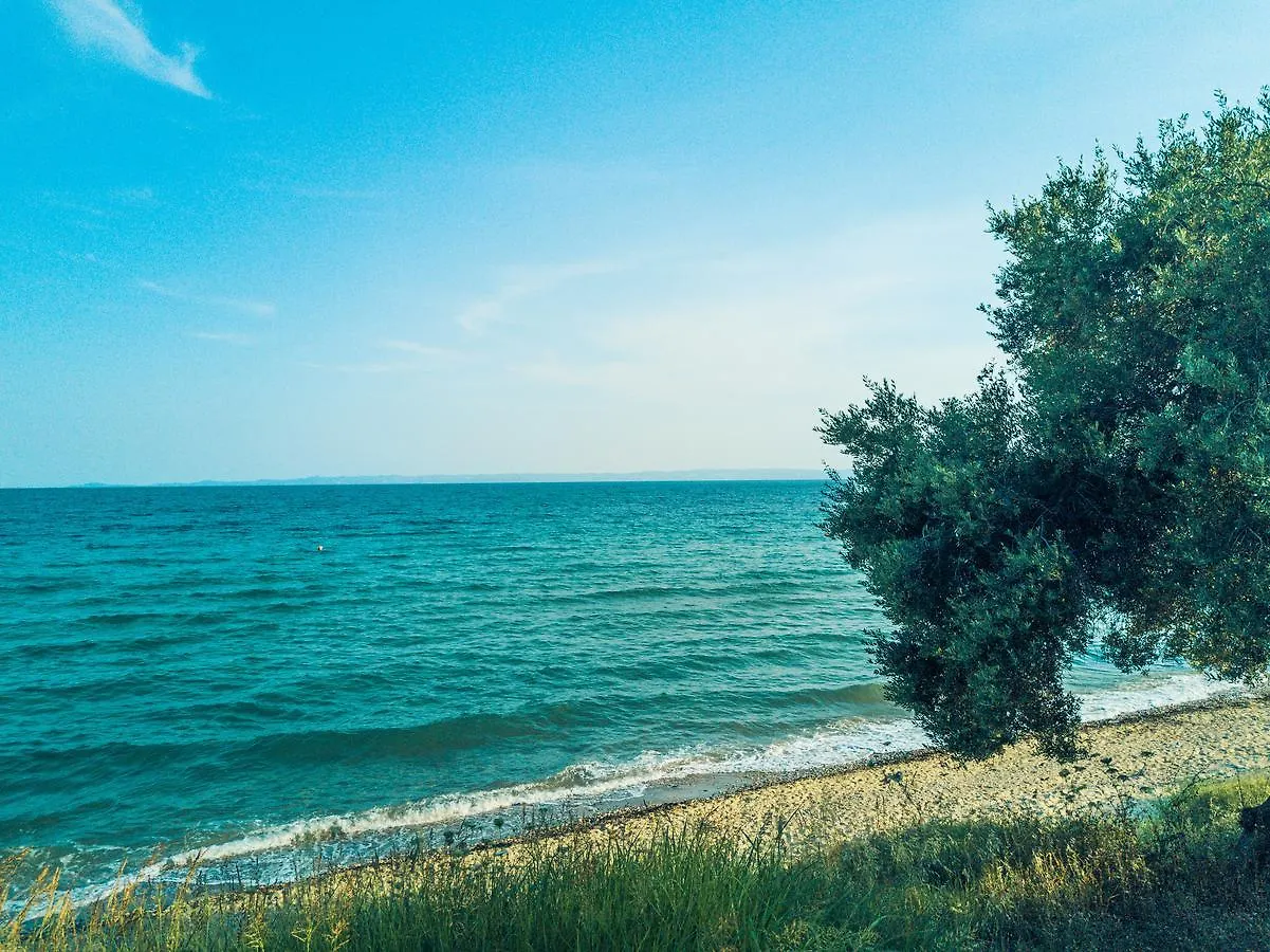 Hotel Vozina Metamorfosi  0*, Metamorfosi (Sithonia)